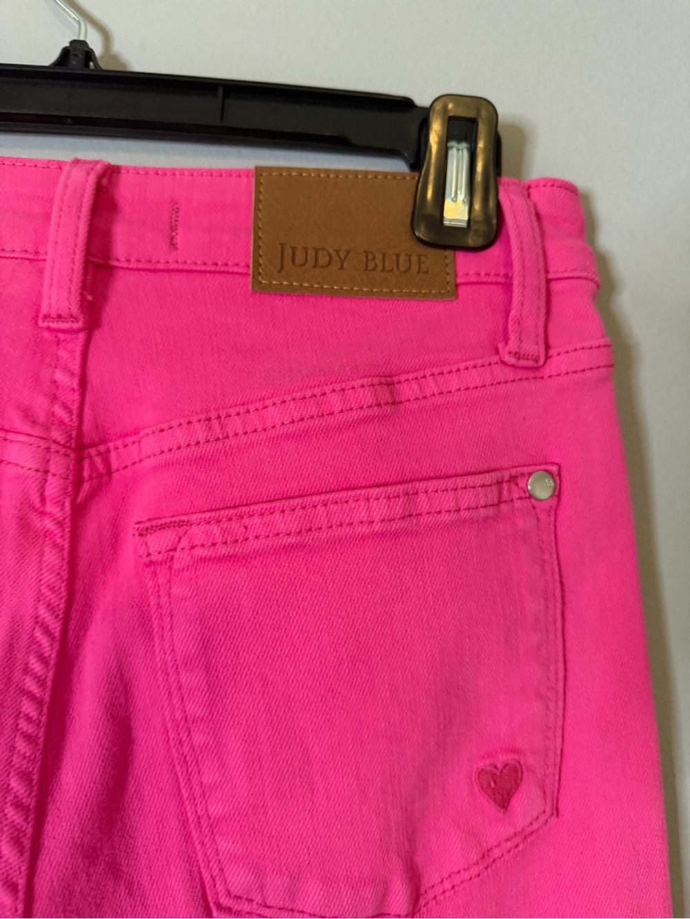 Judy Blue High Waist Garment Dyed Hot Pink 90’s Straight Denim Jeans Size 1/25 - Picture 8 of 10